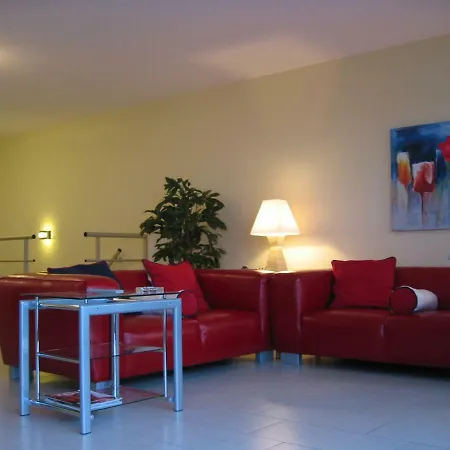 Residentie Albert-1, App.202, Zeelaan 214 德帕内